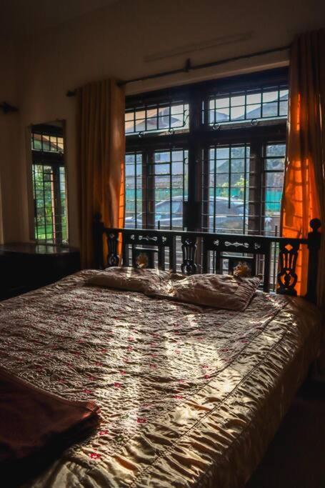 Valecha Villa Entire 4Bhkbunglow With 5000 Sq Ft Garden 로나발라 외부 사진
