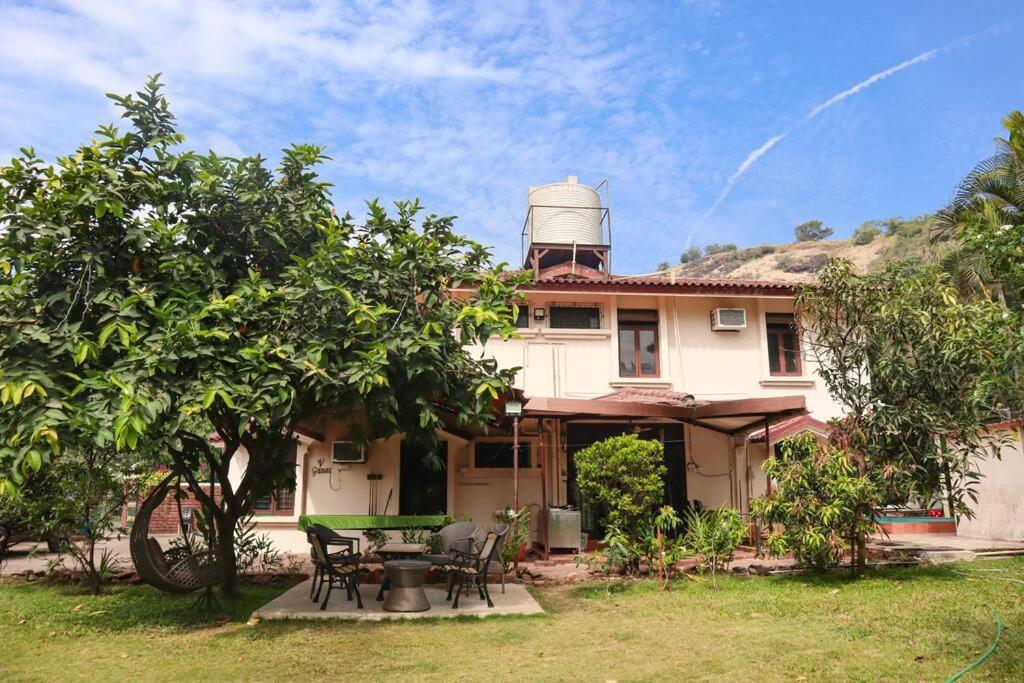 Valecha Villa Entire 4Bhkbunglow With 5000 Sq Ft Garden 로나발라 외부 사진